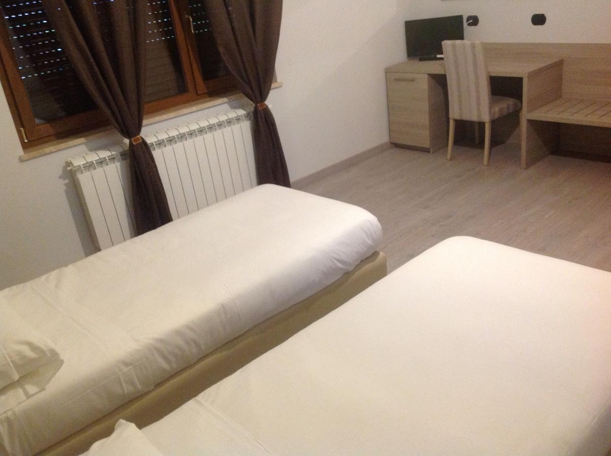 Il Borghetto Hotel Ristorante Ламеция-Терме Экстерьер фото